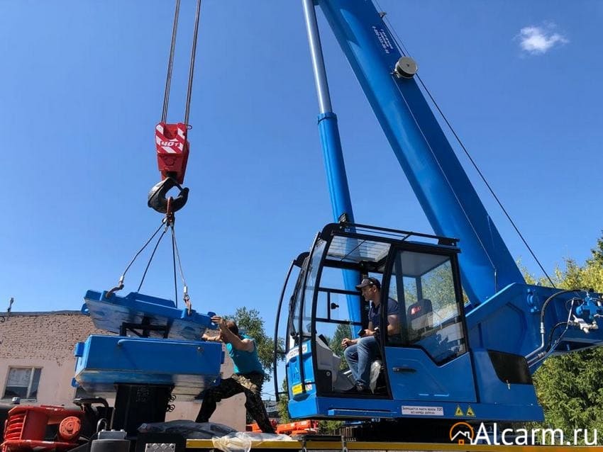 Фотографии: УСЛУГИ АРЕНДЫ ПОДЪЕМНОГО КРАНА